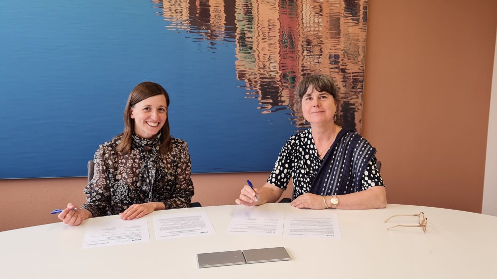 Verena Ohms, NML Board Secretary and Caroline Bäcker, NWP Director and Chair of the Board 