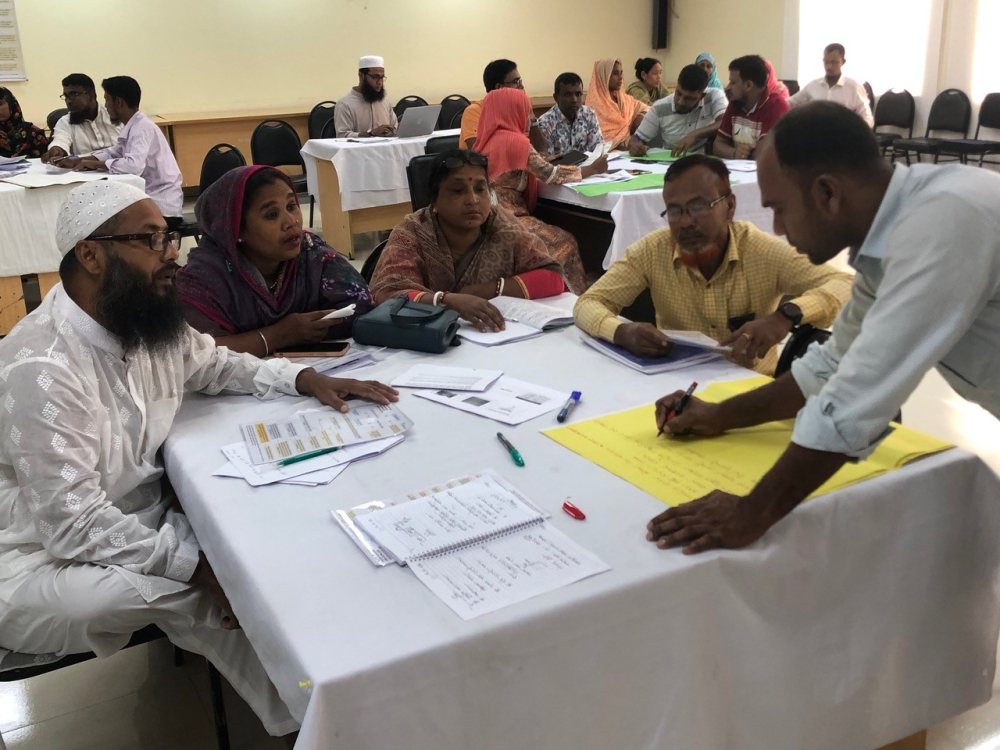 Classroom sessions were combined with group assignments on Saline Agriculture in Bangladesh