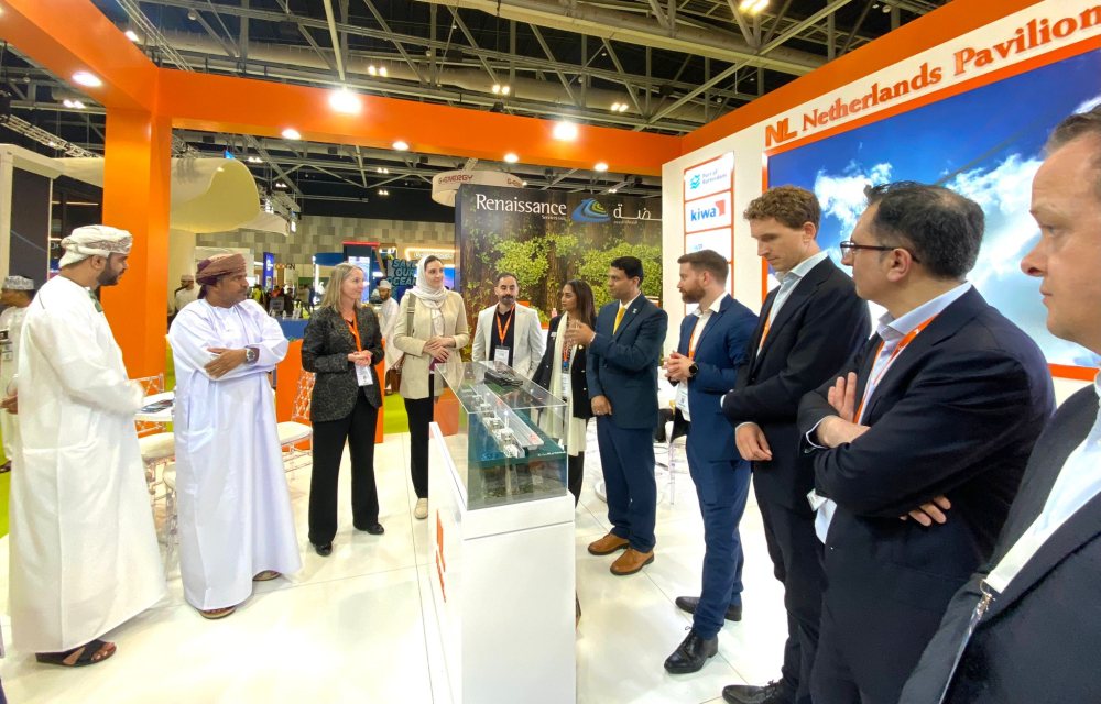 His Excellency Engineer Khamis Al Shamakhi Undersecretary of Transport visiting Netherlands Pavilion