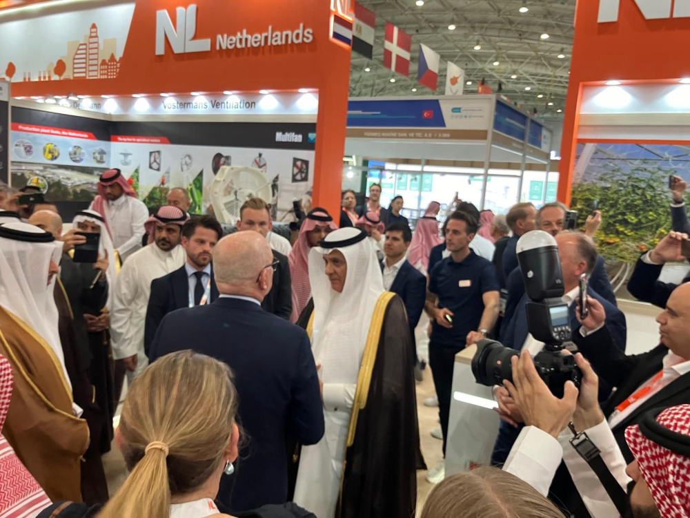 Saudi Minister visiting the Netherlands Pavilion at Saudi Agriculture 2024