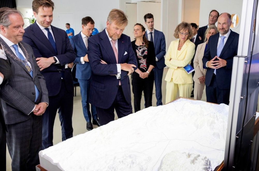 Visit of His Majesty the Emperor of Japan and his majesty King Willem-Alexander to Deltares