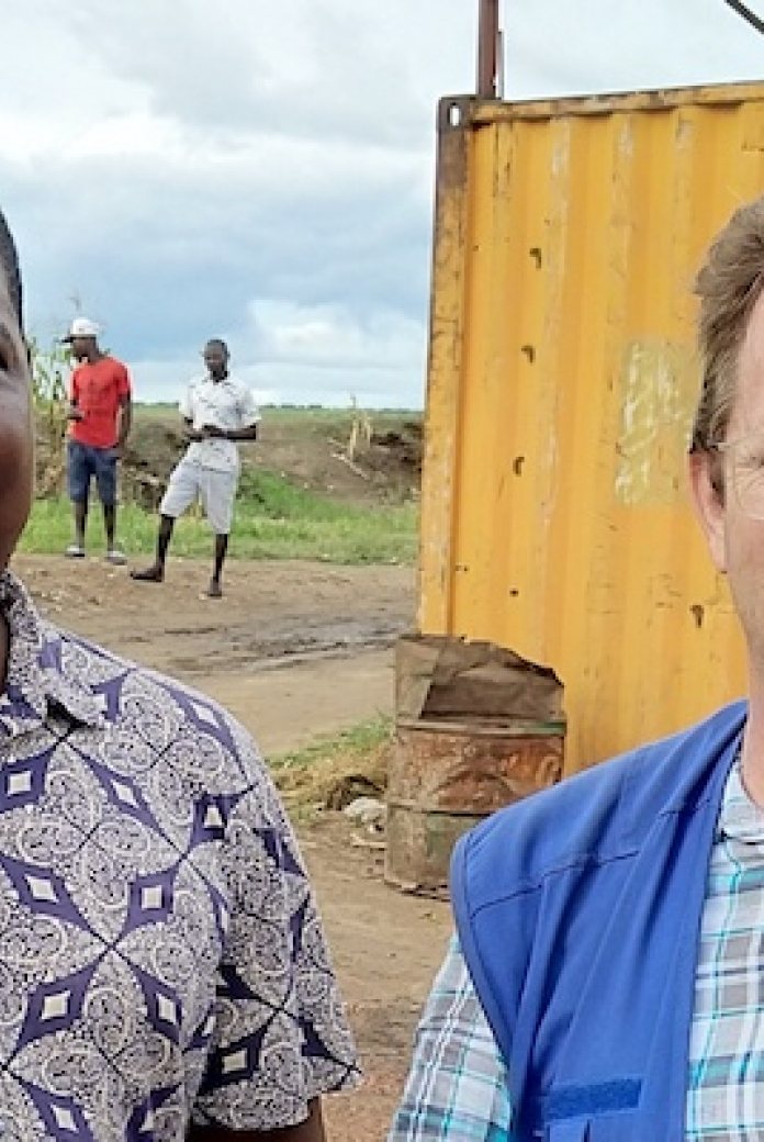 Two DSS water experts in Mozambique