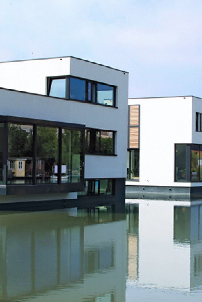 Blue21. Example of floating housing in Harnaschpolder