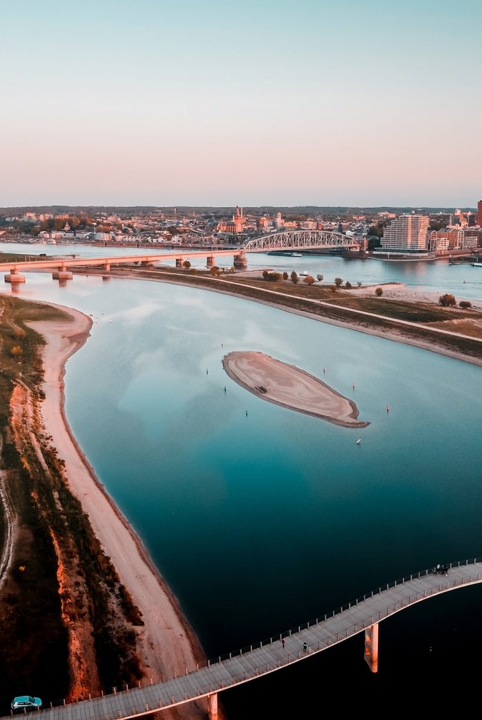 Photo of Nijmegen's landscape afte the Room for the River Programme.