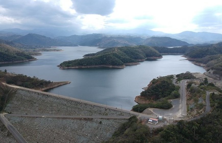 Photo of the Monción Dam in Dominica Republic by @Albert Durán.jpg