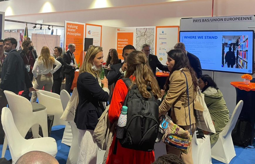 People in the Netherlands Pavilion at the World Water Forum.