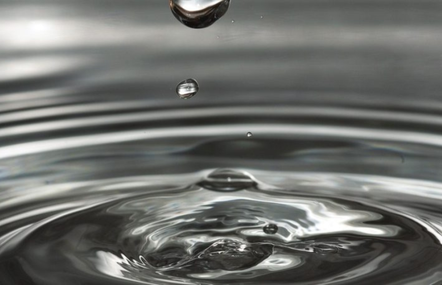 Underground purification with activated carbon