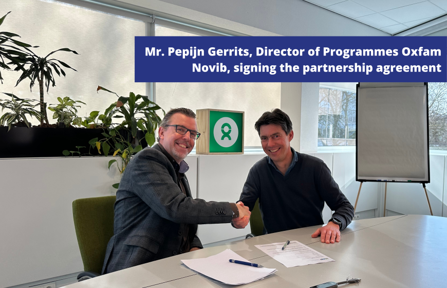 Mr. Pepijn Gerrits, Director of Programmes Oxfam Novib signing the partnership agreement