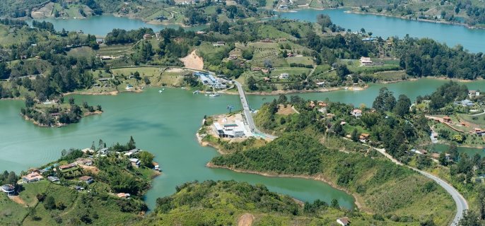 Photo of el peñón de Guatapé, Colombia.