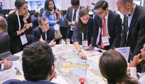 Round table discussion at the AIWW on resilience cities