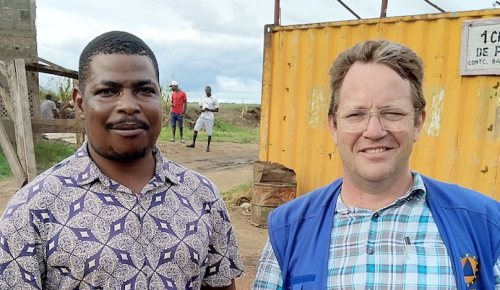Two DSS water experts in Mozambique