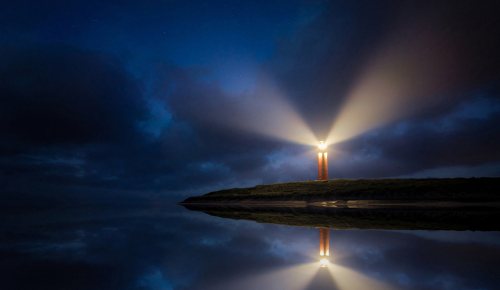 Photo of a lighthouse.